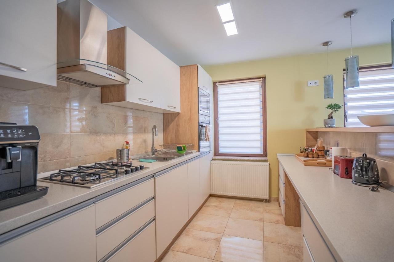 Roots Villa Redwood Brašov Exteriér fotografie