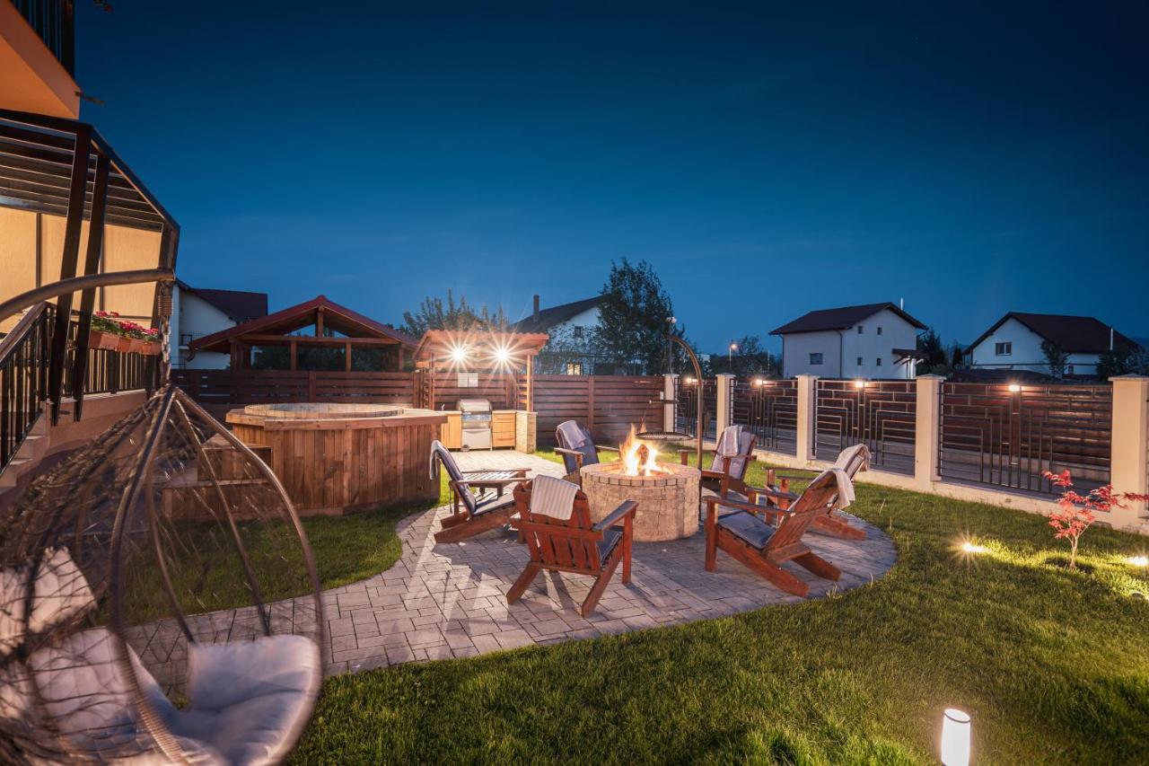 Roots Villa Redwood Brašov Exteriér fotografie