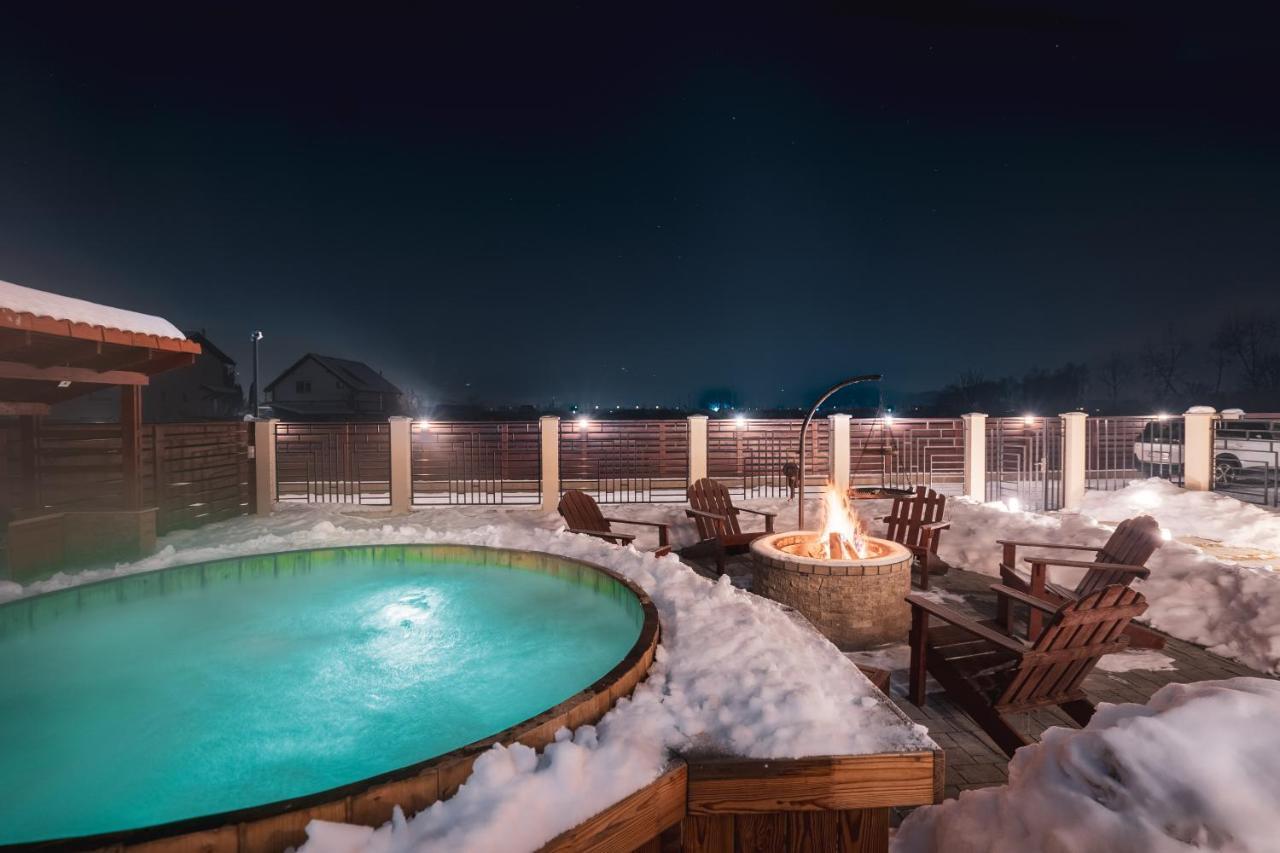 Roots Villa Redwood Brašov Exteriér fotografie